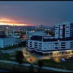 Moderan Apartman I Sigurna Besplatna Garaza